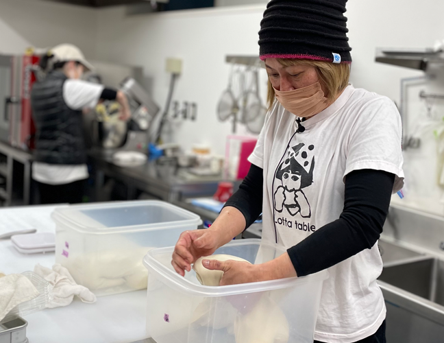 Lotta Table 栗山さん